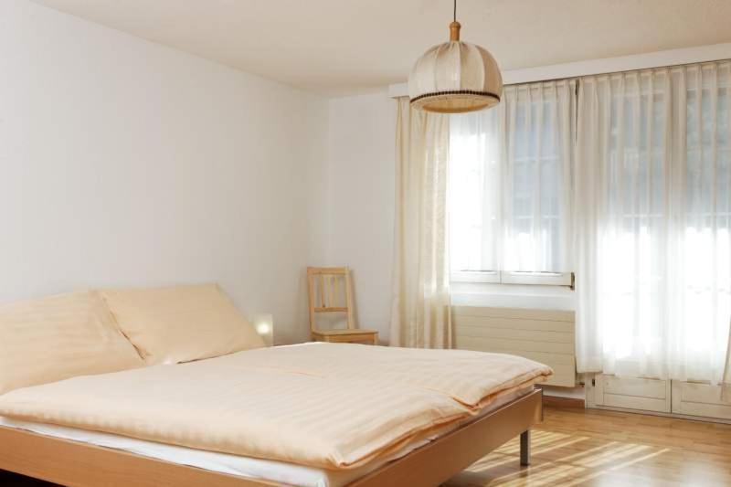 Ferienwohnung Bahnhoefli Lauterbrunnen Δωμάτιο φωτογραφία